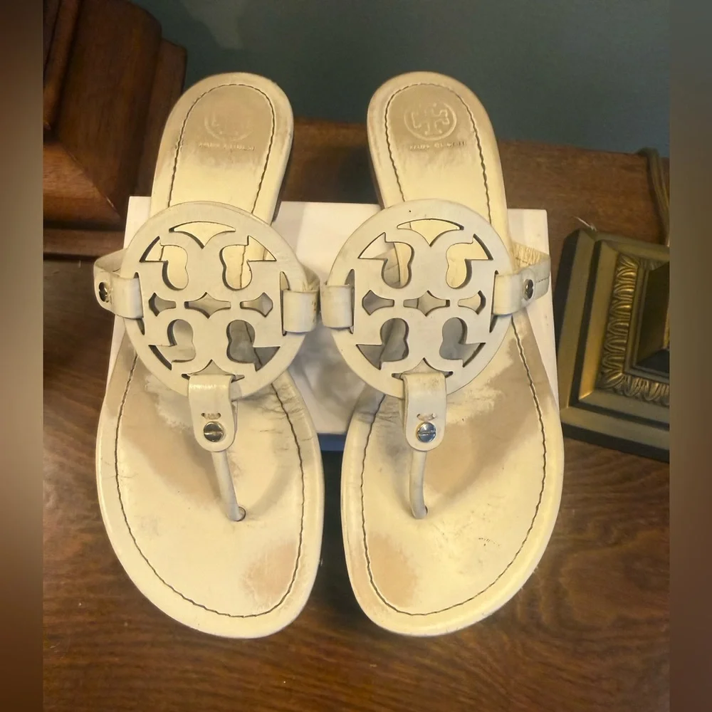 Tory Burch Beige Cutout Logo Thong Sandals